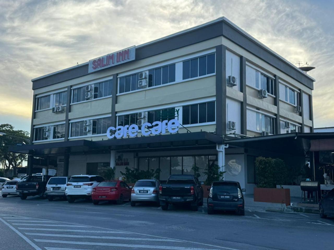 萨利姆酒店 诗巫 外观 照片