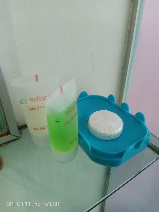 萨利姆酒店 诗巫 外观 照片